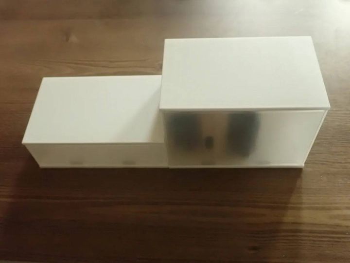 DAISO(ダイソー)：隙間なし 並べる小物収納ケース SHORT