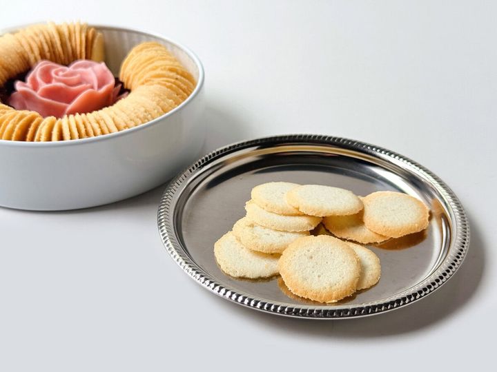 J.DEUX CERCLE リングバニラ ローズチョコ（缶）