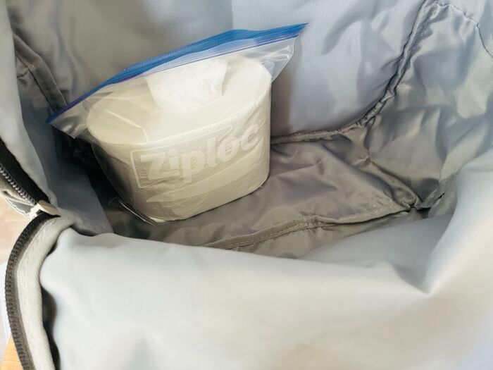 丸ごとカバンに入れるの待って！手軽＆便利な「トイレットペーパー」の持ち歩き方。アウトドアにも大活躍♪