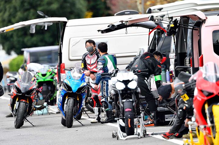 サーキットを走りたい！ でも、どうしたらいいか分からない！ そんな人に贈るサーキット入門ガイド