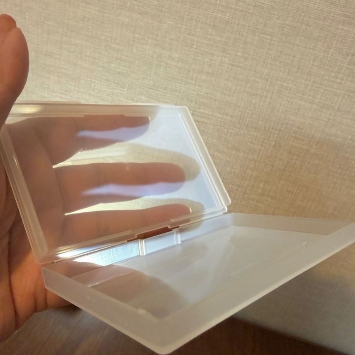 セリアで無印並みのカードケース発見！