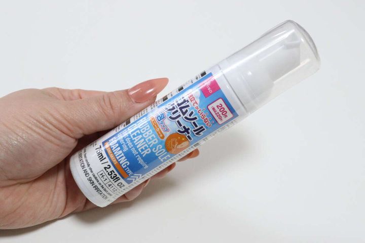 ソールクリーナー（泡タイプ、スニーカー用）