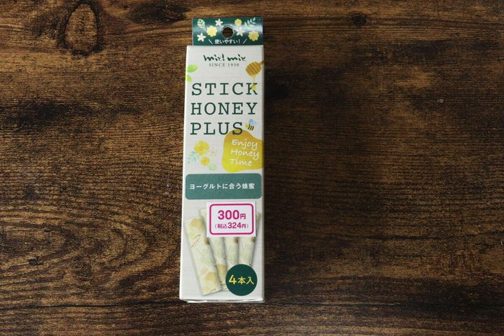 ダイソーのヨーグルトに合う蜂蜜のパッケージ