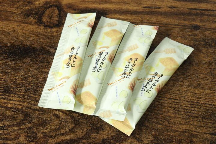 ダイソーのヨーグルトに合う蜂蜜は4本入り