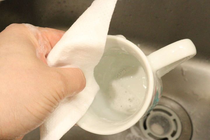 L’CREST（ルクレスト） 洗剤付き不織布キッチンダスター 50枚入り 使用例