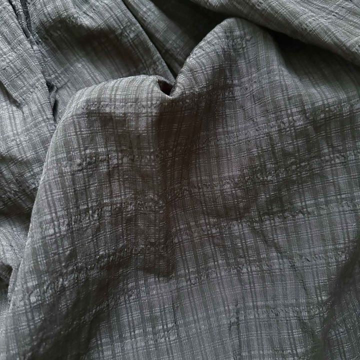 画像: シアーチェック柄で軽やかな雰囲気に