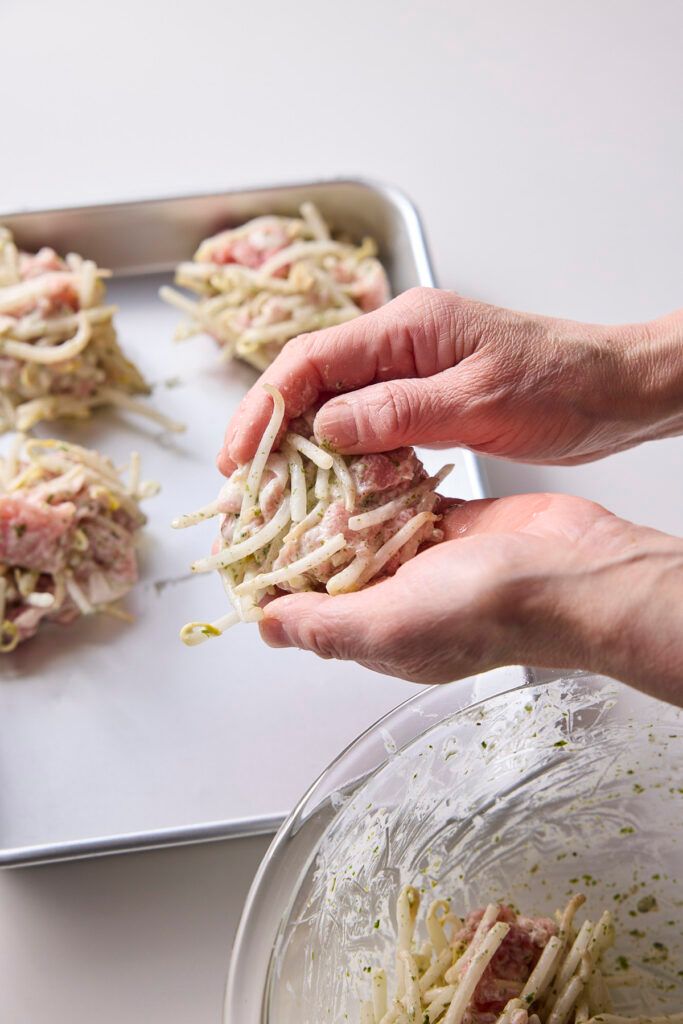 豚こまともやしのかき揚げ