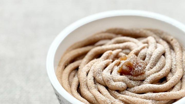 ザクザク感がアクセント！【ファミマ】植物生まれのカップスイーツが復活