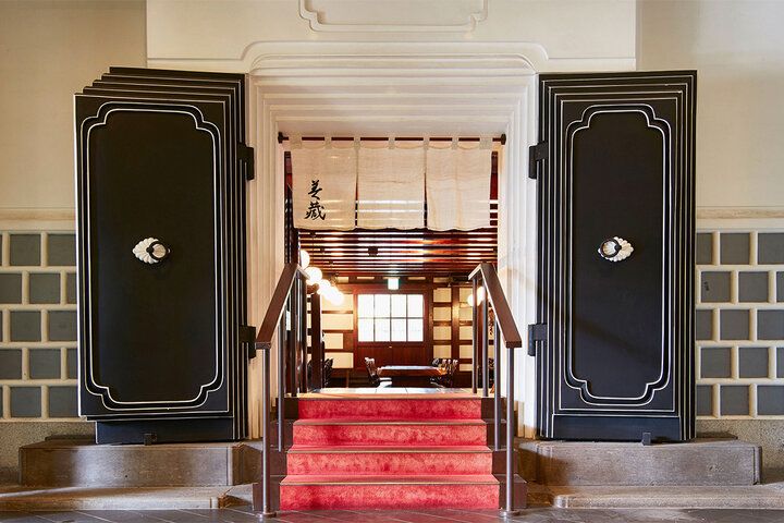 江戸時代の蔵で時を味わう♪ ノスタルジックに浸る小田原の隠れ家で蕎麦ランチを「そばと板わさ 美藏」