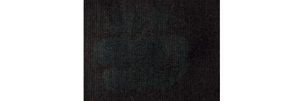 雪肌精 黒い布の上からこすって比較