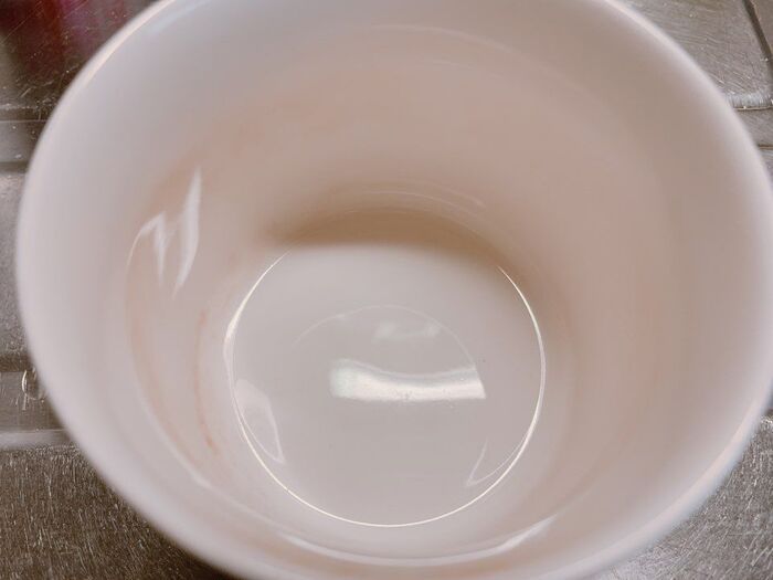 カップのコーヒー汚れを瞬殺！手早くラク〜に落とすベストな方法を検証してみた。