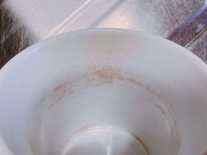 カップのコーヒー汚れを瞬殺！手早くラク〜に落とすベストな方法を検証してみた。