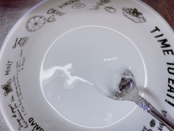 カップのコーヒー汚れを瞬殺！手早くラク〜に落とすベストな方法を検証してみた。