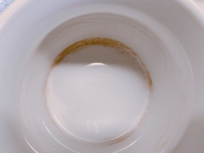 カップのコーヒー汚れを瞬殺！手早くラク〜に落とすベストな方法を検証してみた。