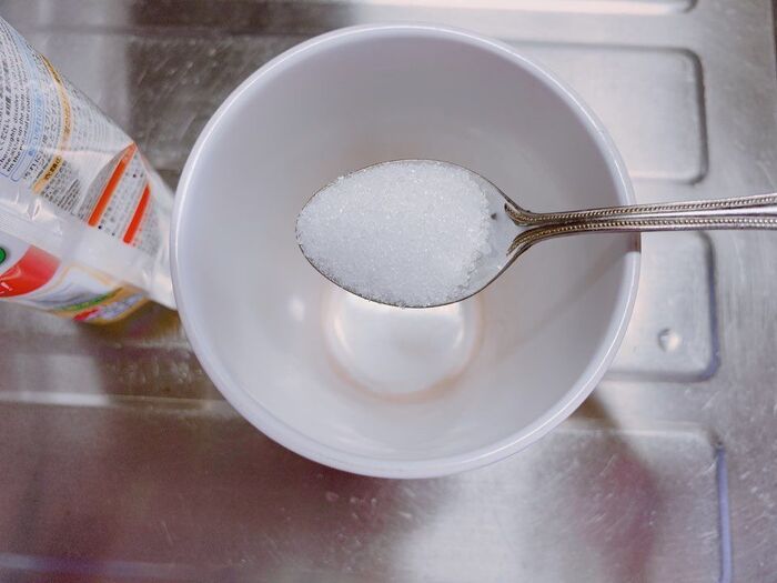 カップのコーヒー汚れを瞬殺！手早くラク〜に落とすベストな方法を検証してみた。