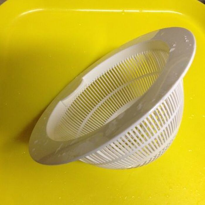 ペットボトルの〈空き容器〉がシンクで大活躍！水切れバツグンの優秀アイテムに大変身♪