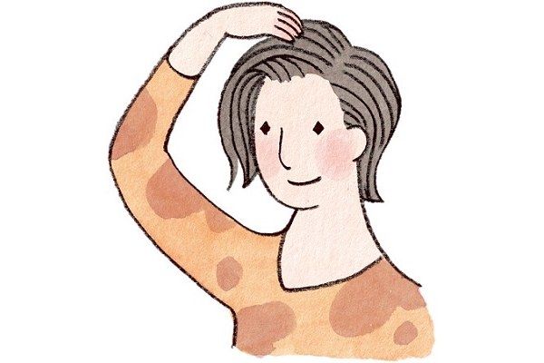 【1分スタイリング1】いつもと逆側で分けると髪がふんわり立ち上がる