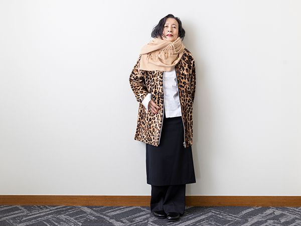冬はコートを主役にコーディネートを考えるそう。またスカートとパンツを重ね着するのがマイブーム。