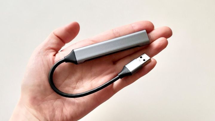 【100均】ダイソーの「USBハブ」購入＆レビュー！セリアやキャンドゥには売ってないって本当？