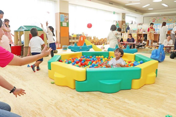 心強い子育て支援拠点施設「花っこルーム」