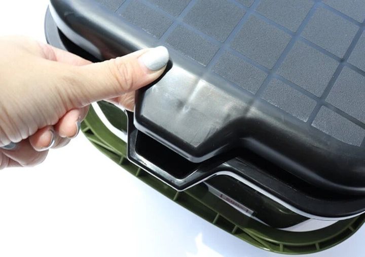 ダイソー 座れるボックス 注ぎ口