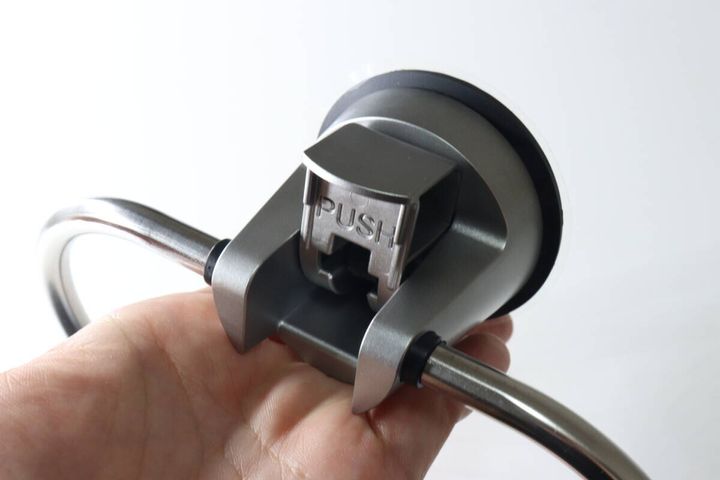 ダイソー ステンレスタオルリング（ジェル吸盤） デザイン