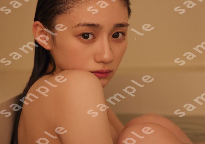 乃木坂46・川崎桜1st写真集『エチュード』YouTube生配信特典・メッセージカードビジュアル 撮影／須江隆治 width=