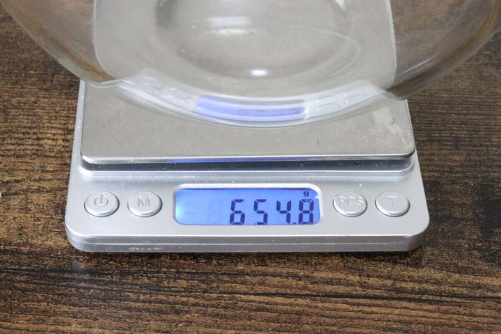 無印良品の耐熱ガラスボール Mサイズの重量