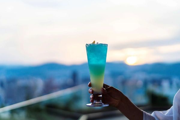 【広島県広島市】おりづるタワーが「ROOF TOP CAFE ＆ BAR」を営業！広島の景色とカクテルを堪能