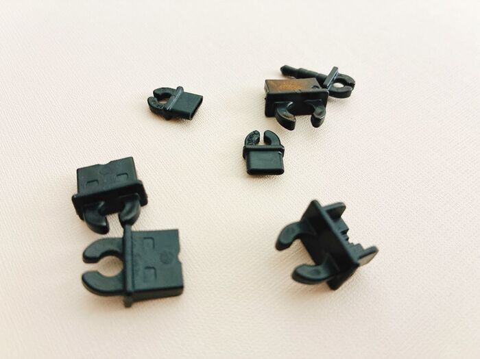 【ダイソー】レゴの手みたいな不思議な物体。→実は〈現代人の必需品〉でした！