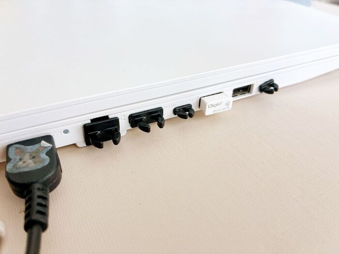 【ダイソー】レゴの手みたいな不思議な物体。→実は〈現代人の必需品〉でした！