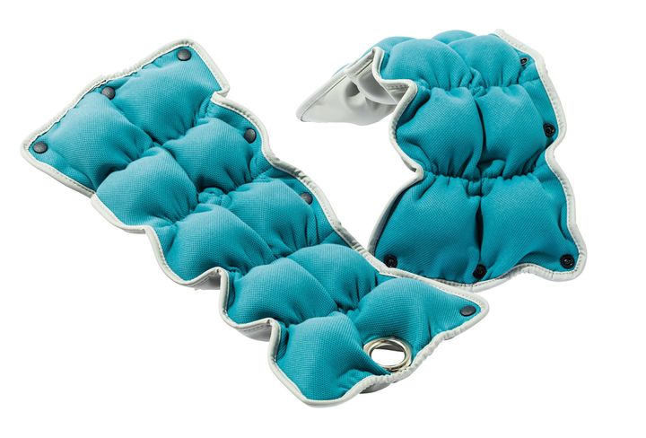 ストレッチの王道ギアはストレッチポールが有名ですが、筒状で不安定だから、安心して全身を委ねられないのが難点。