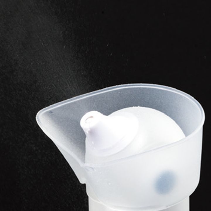 使用後カップを取り外して水を捨てればOK。