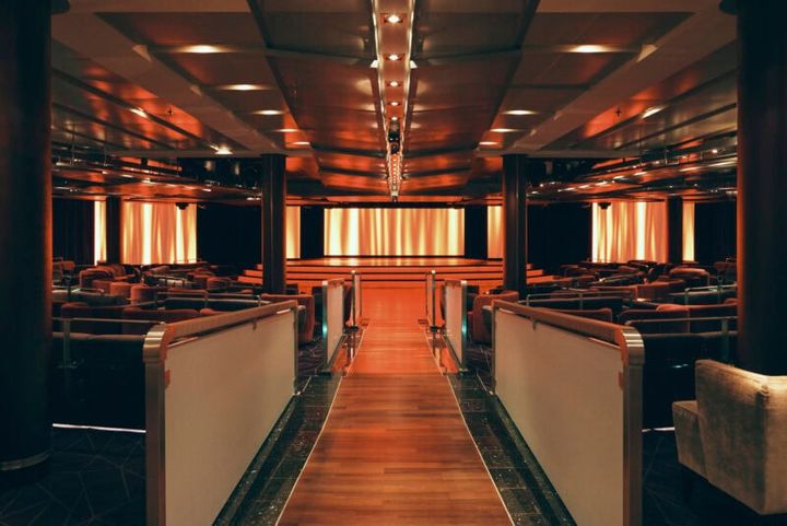 「三井オーシャンフジ」のメインステージ