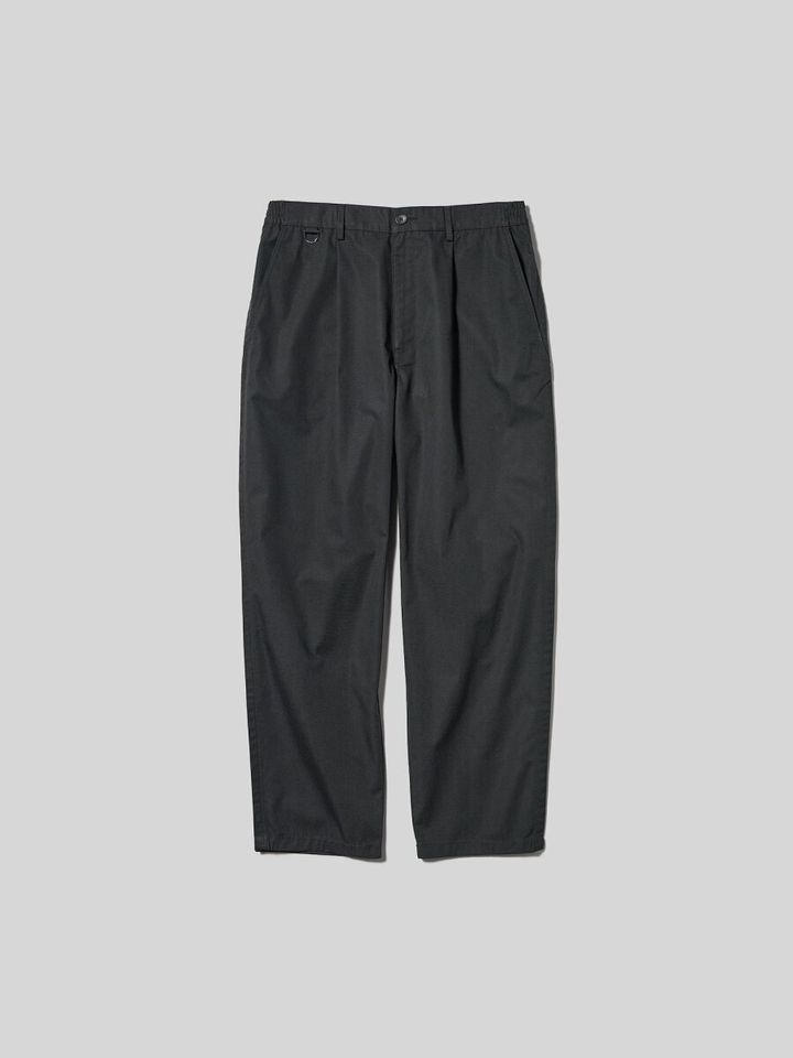GUのワイドテーパードパンツUNDERCOVER