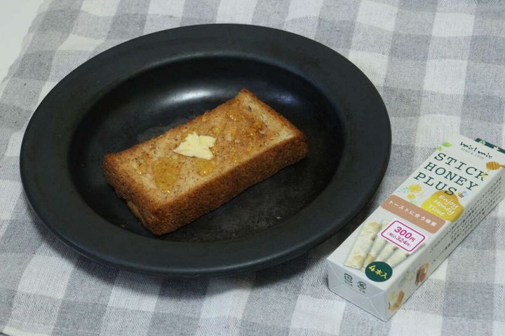 スティックハニープラス トーストに合う蜂蜜 使用例