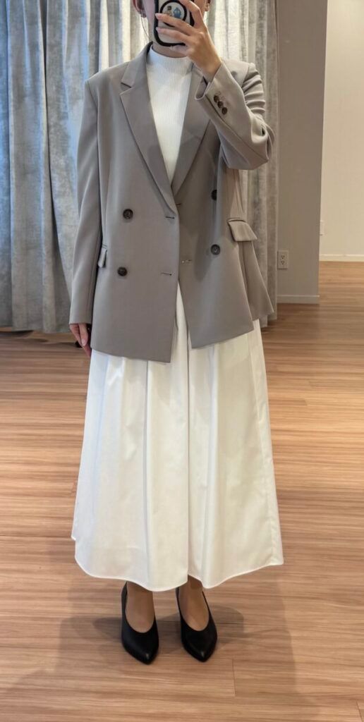 ジャケット×スカート