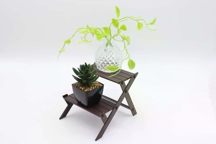 ダイソーのミニ観葉ラック（ワイド）使用例