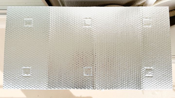 100均のエアコン室外機カバーで節電＆劣化予防！【セリア・ダイソー】