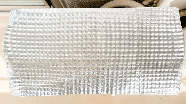 100均のエアコン室外機カバーで節電＆劣化予防！【セリア・ダイソー】