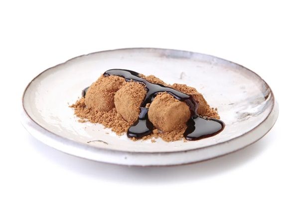 滋賀の銘菓「閼伽井」発売60周年記念！「閼伽井(黒胡麻)」を全国の店舗で販売開始