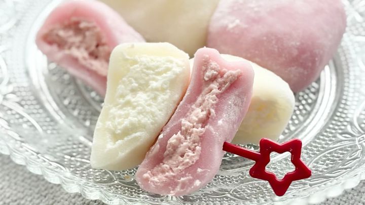 あなたはどっち派？【セブン】に華やか＆キュートなミニ大福が登場中