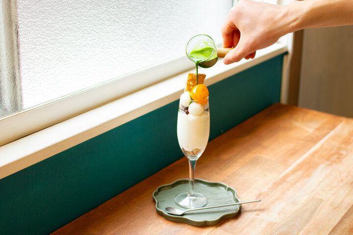 急須で淹れて味わう、希少なそのぎ茶。西荻窪の古民家カフェ「西荻3時」で心ほどけるおやつ時間