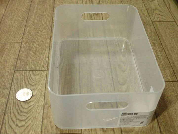 DAISO(ダイソー)：積み重ね収納ボックス(15.2cm×21.5cm×8.3cm)