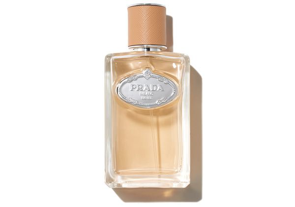 インフュージョン ドゥ プラダ サンタル チャイ オーデパルファム