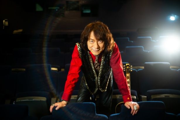 ニール・ダイアモンドの大ファンであるダイアモンド☆ユカイ 撮影/木村篤史