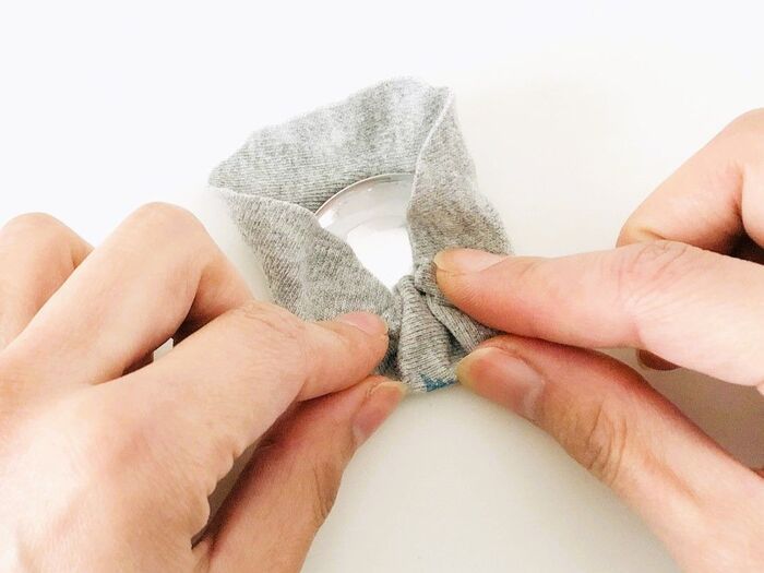 「捨てられない洋服」を後悔なく手放す方法。捨てるかどうか迷ったらやってみて♪