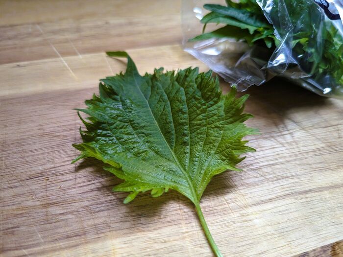 意外と知らない「洗う・洗わない」問題！〈卵、肉、魚〉迷う食材をまとめました！