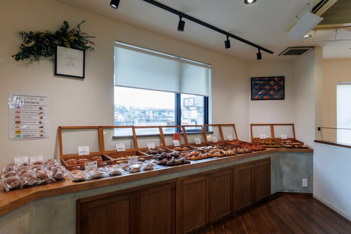 外はパリッ、中はフワッの食感に魅せられる、長岡京のクロワッサン専門店「New Bird」