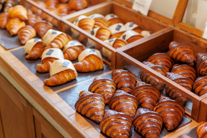外はパリッ、中はフワッの食感に魅せられる、長岡京のクロワッサン専門